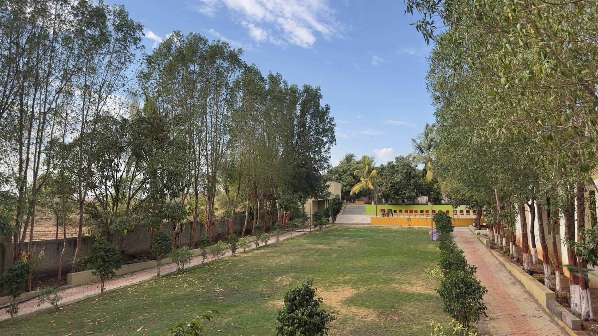 Lion Park Hotel & Resorts Sasan Gir Extérieur photo